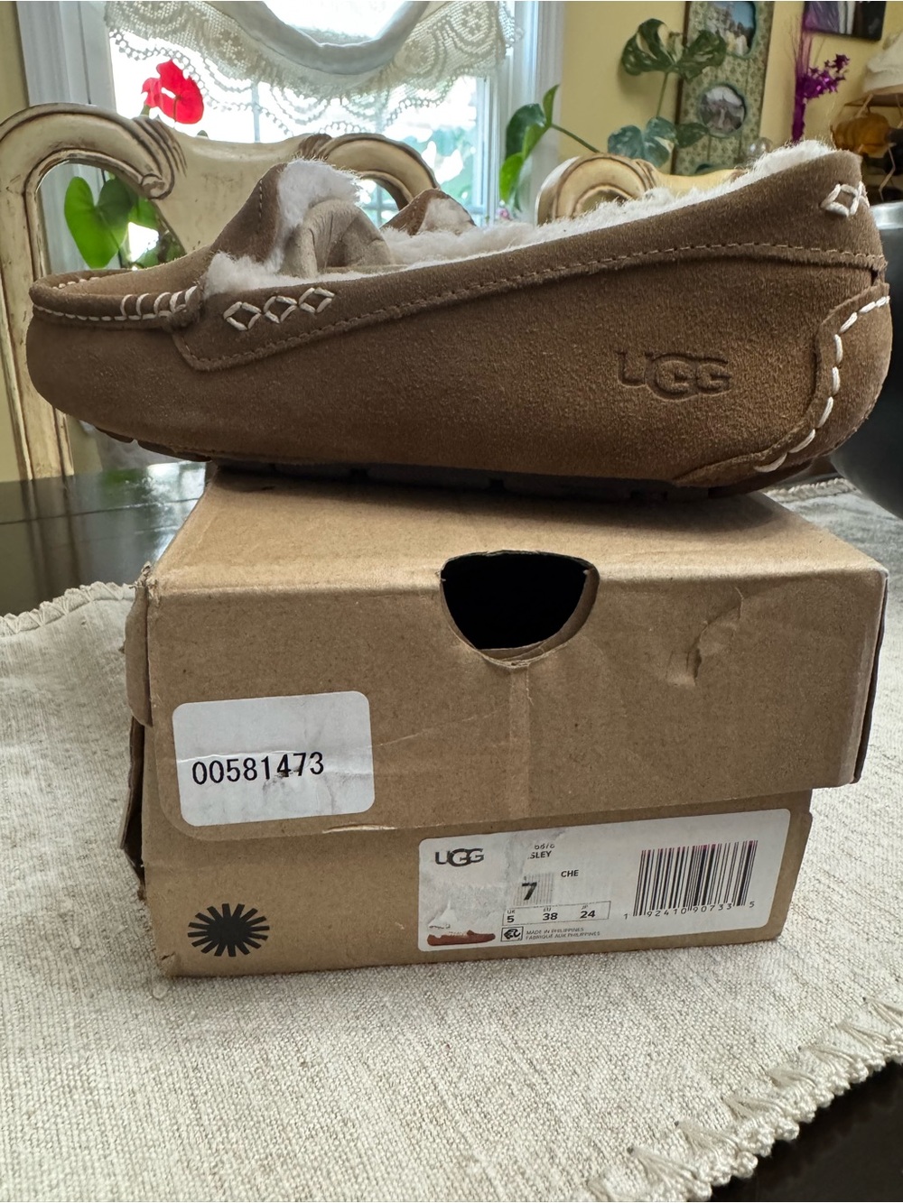UGG Women's Ansley Moccasin Slippers - Size 7